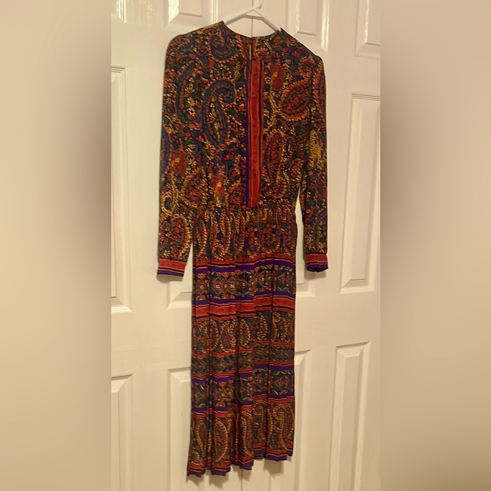 Lady Carol of New York Paisley Long Sleeve Dress